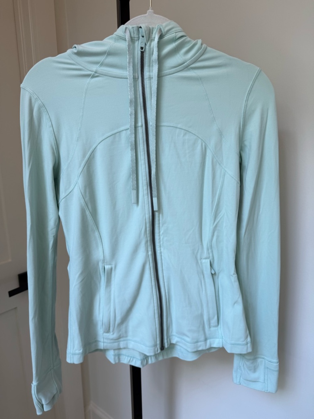 Lululemon Women’s Mint Green Nulu Define Hooded Jacket